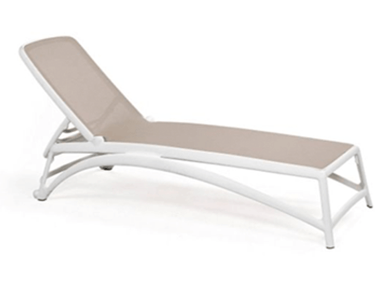 Nardi Atlantico Chaise Lounge in tan and white